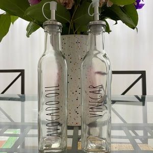 Oil dispenser bottles